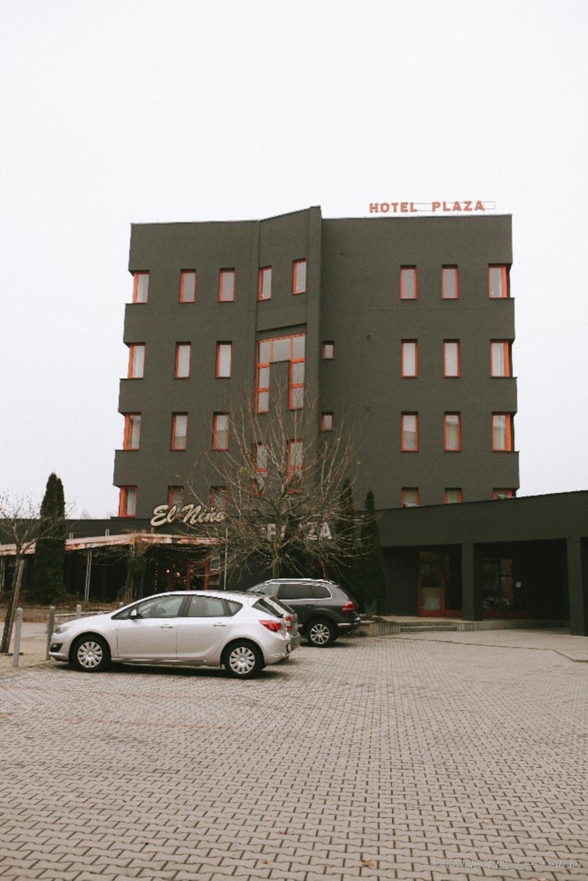 Hotel Plaza Mladá Boleslav Exteriör bild